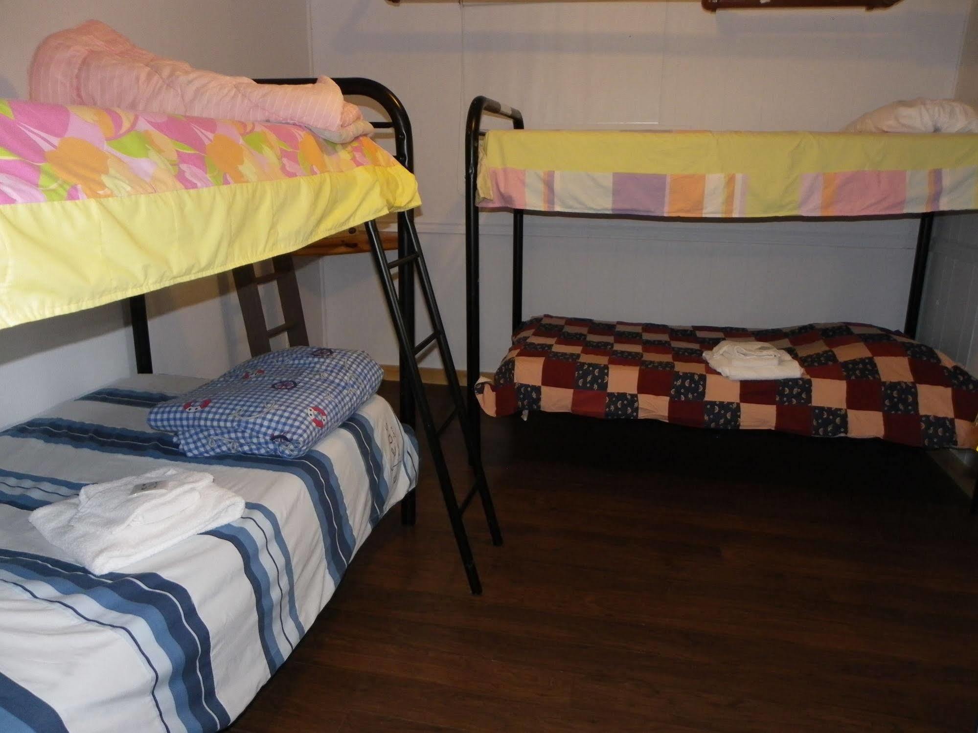 Auberge Du Presbytere De Riviere-Eternite Riviere Eternite Eksteriør billede